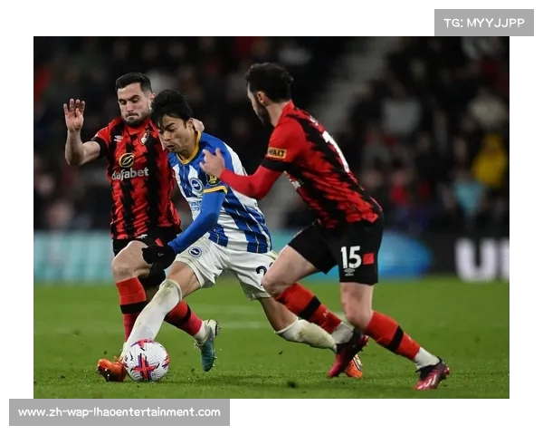 三笘薫荣获三球王称号 势头强劲有望崛起成为新一代亚洲足球巨星