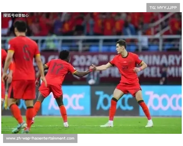 中国男足迎战巴林 韦世豪张玉宁拜合拉木领衔豪华首发阵容